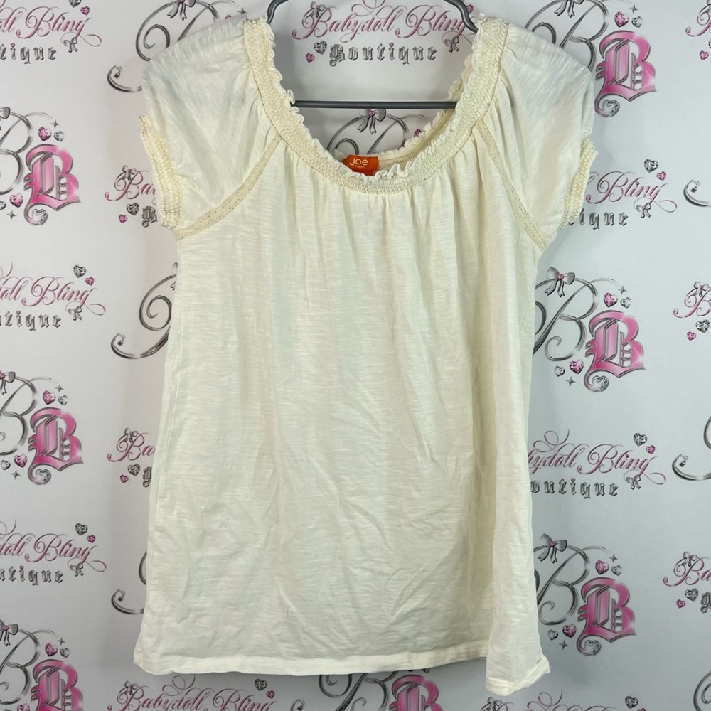 Joe Fresh tshirt ruffle smocked detail white Cream Blouse tee shirt top